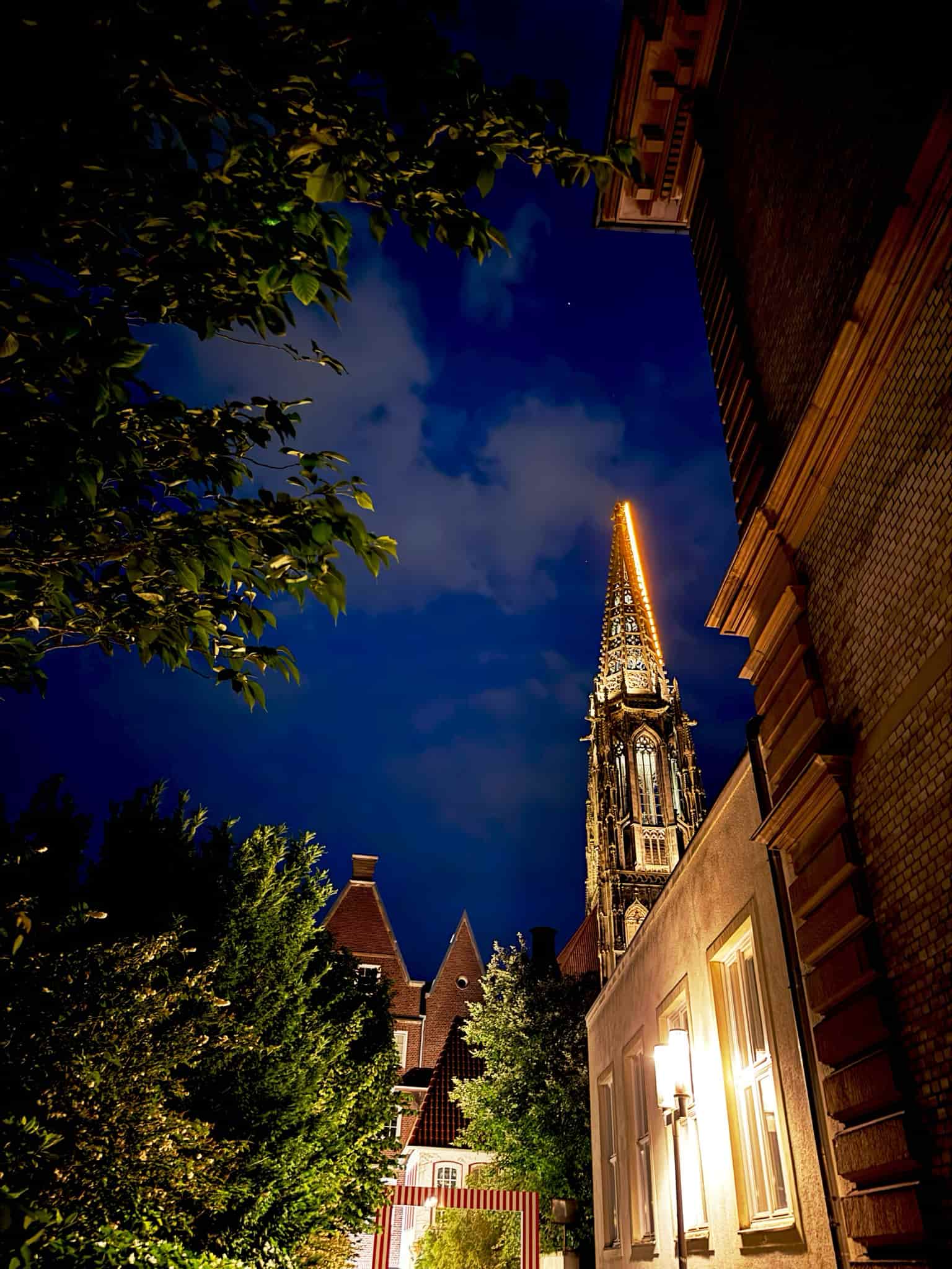 481.DE #15 Langer Freitag, Flashback 2010, Fietsenbörse, Dockland Opening